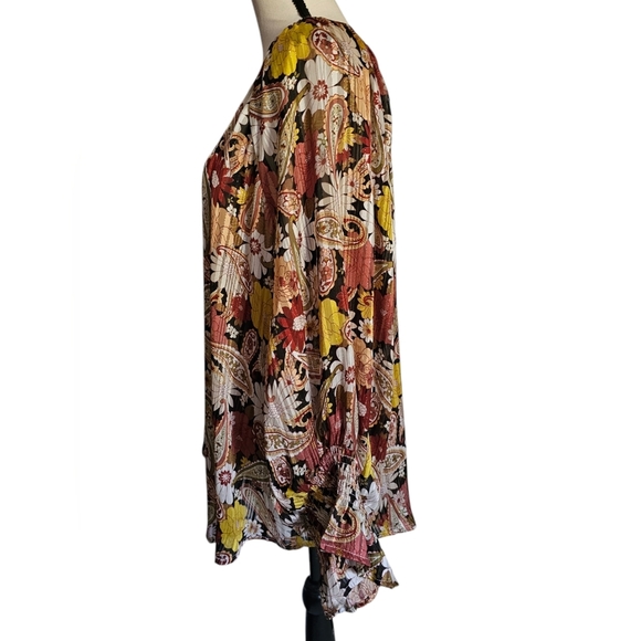 Stem & Vine Blouse 2X - Picture 3 of 6